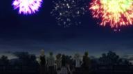 Persona 4 Golden: uno scatto tratto da una delle tante sequenze in stile anime. Insieme a vedere i fuochi d'artificio.
